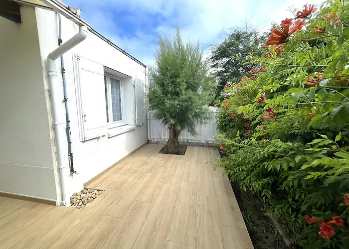 Semesterbostad Maison Proche Plage, Terrasse, Animaux Bienvenus - Fr-1-22-397 La Tranche-sur-Mer